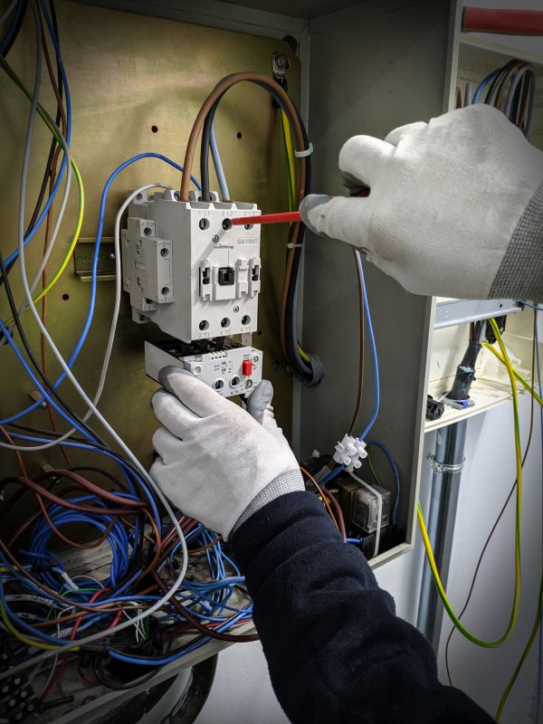 Electric Panel Replacement in Pasadena, CA